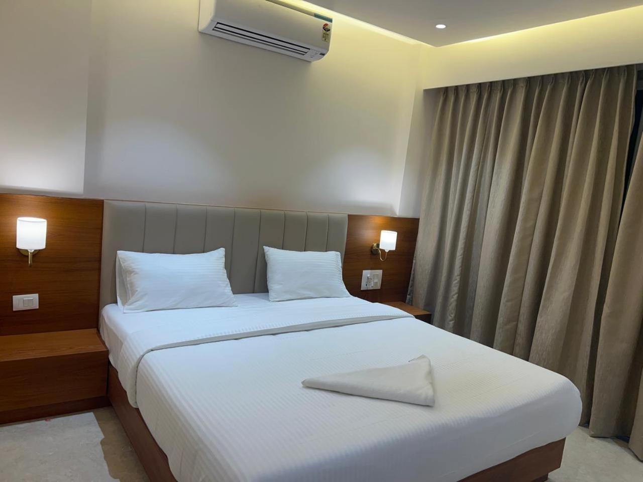 Hotel Neem Heritage 舍地 外观 照片