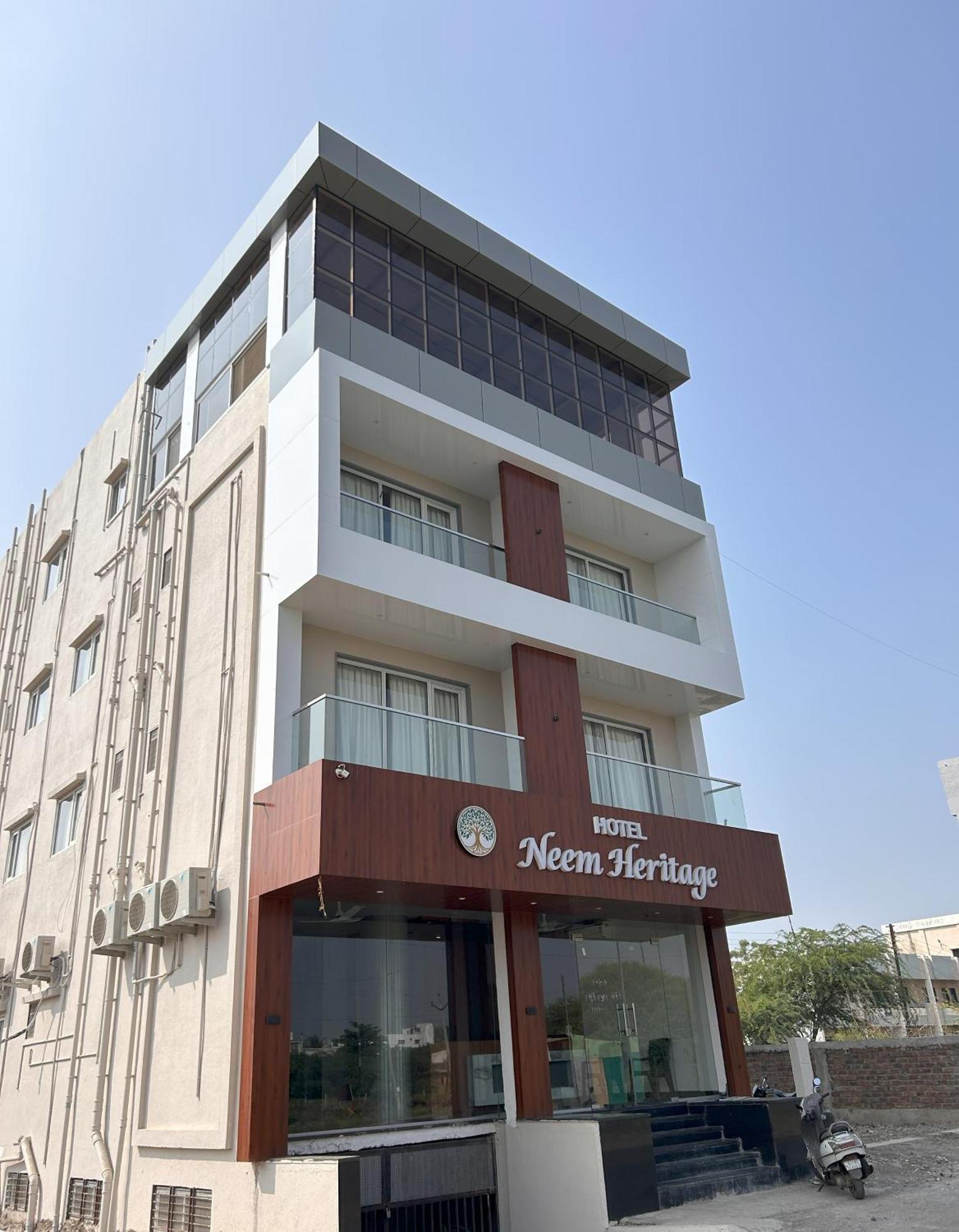 Hotel Neem Heritage 舍地 外观 照片