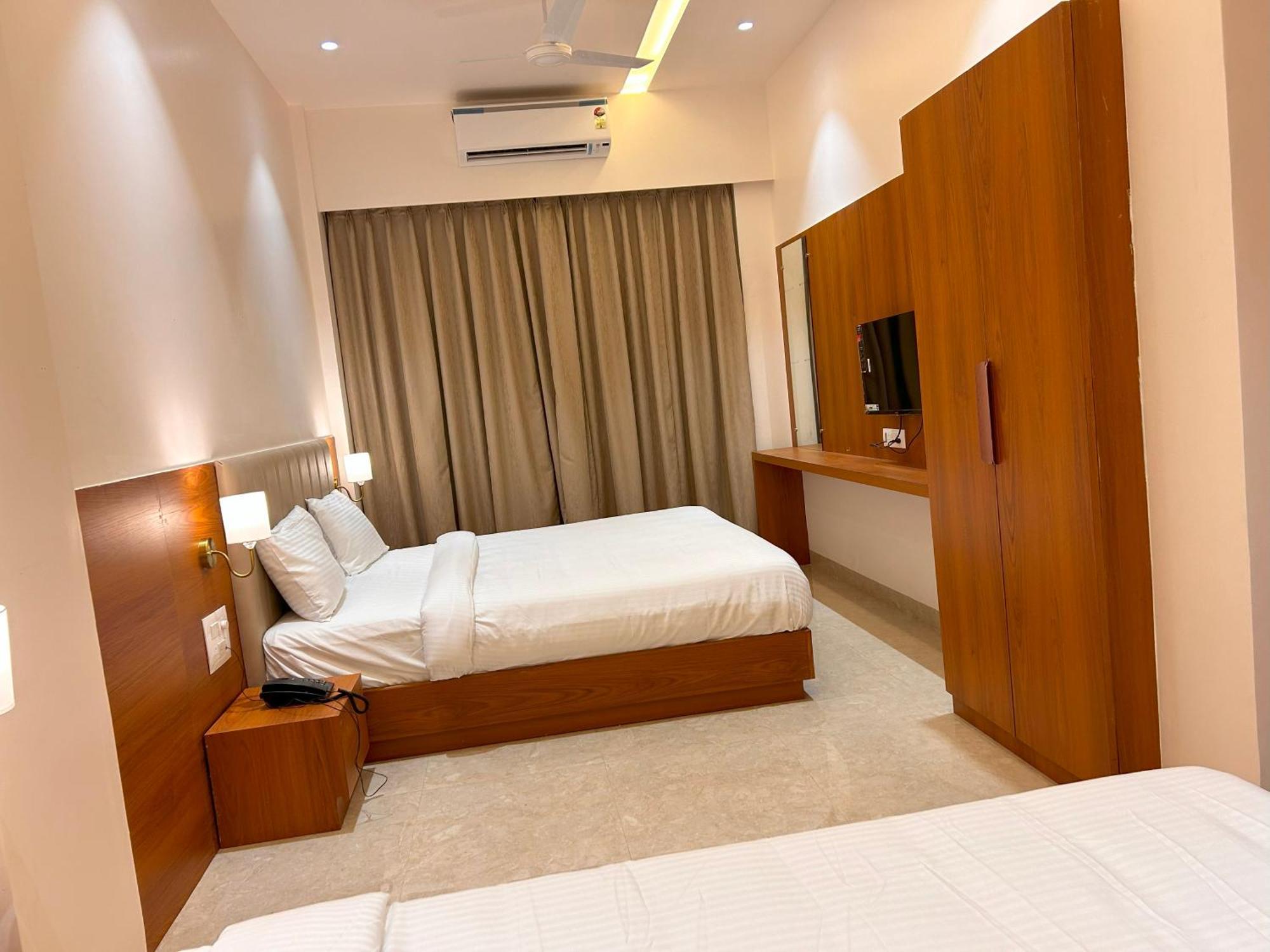 Hotel Neem Heritage 舍地 外观 照片