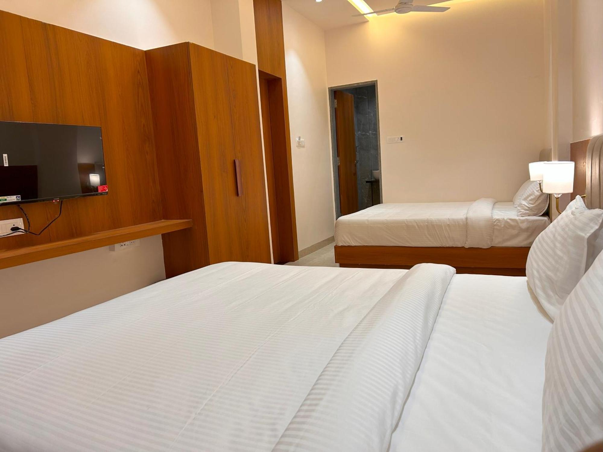 Hotel Neem Heritage 舍地 外观 照片