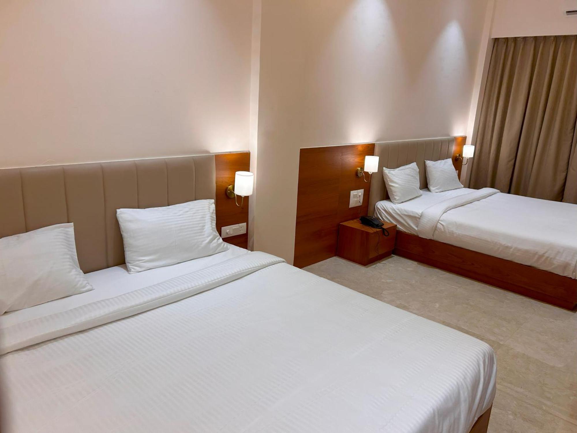 Hotel Neem Heritage 舍地 外观 照片